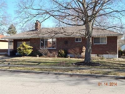 1st image of 548 Dee Ave