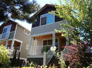 4413 40th Ave SW, Seattle, WA 98116