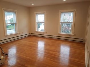 20 Wellsmere Rd, Roslindale, MA 02131