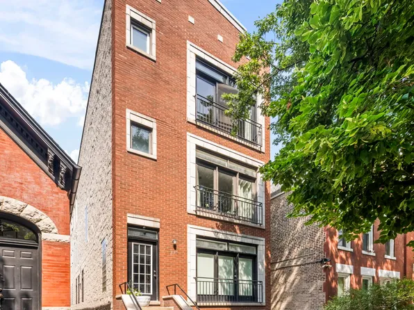 876 N Hermitage Ave #3, Chicago, IL 60622