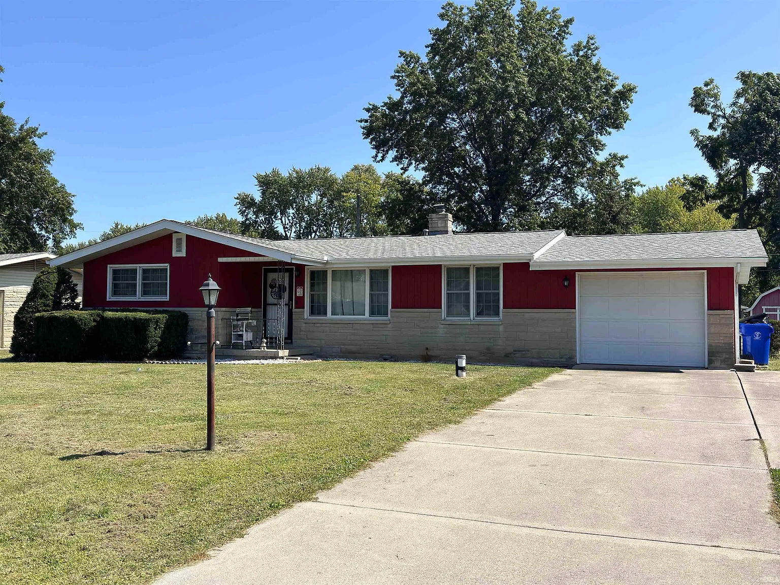 3209 Orleans Dr photo 1