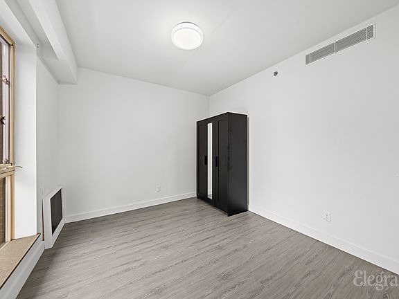 5th image of 51-44 Goldsmith St #2R