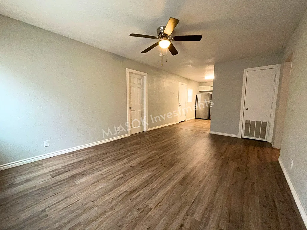 3 bed, 2.0 bath, 1128 sqft, $925 — Photo 3