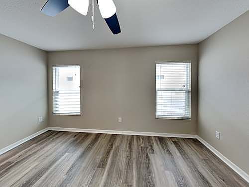 4th image of 10711 Southern Forest Dr #45