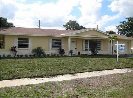 1st image of 4700 NW 8th Dr