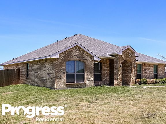 3rd image of 365 Windmill Ct