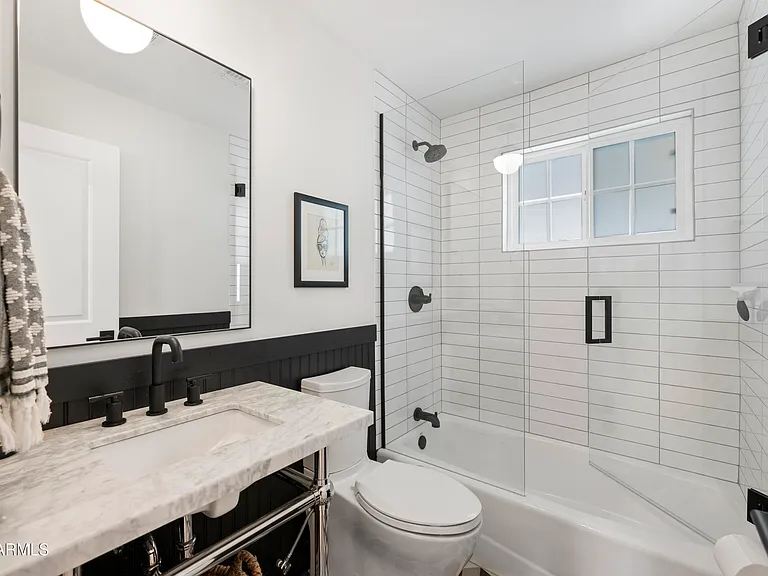 4244 N 35th Pl — Photo 25