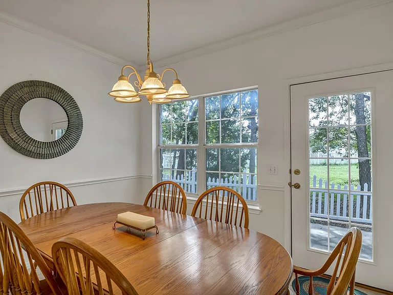 403 Maple Run — Photo 15
