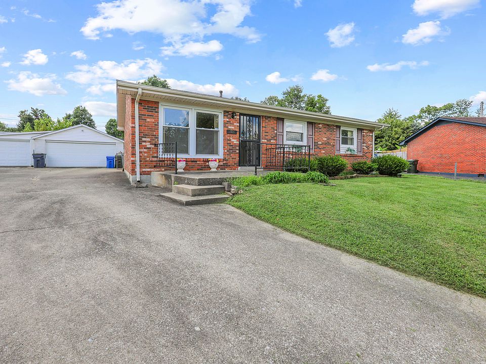 1st image of 686 Harr Cir