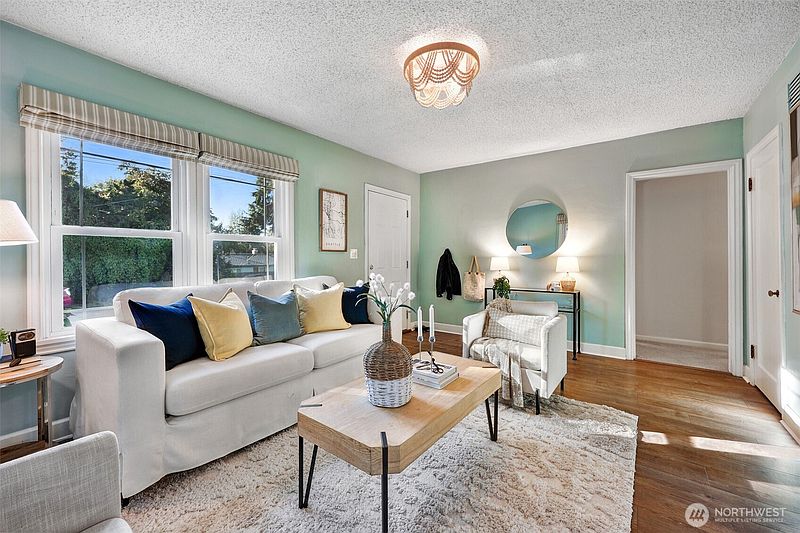 2nd image of 6712 18th Avenue SW