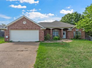 608 Pebble Creek Dr, Hewitt, TX 76643