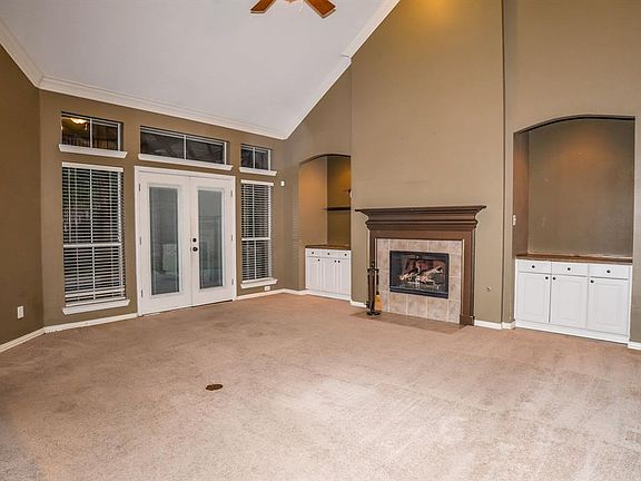 3rd image of 514 Gifford Dr