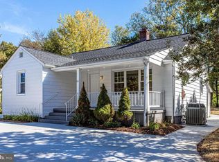 51 S Saint Paul St, Hamilton, VA