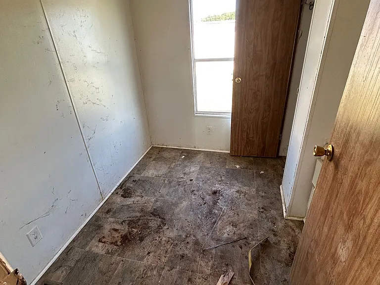 312 Reid Ct — Photo 7