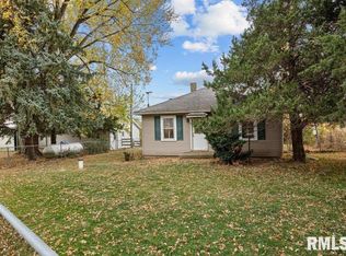 2215 62nd Ave, Aledo, IL 61231