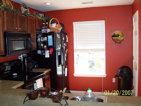 5th image of 1124 Island Club Dr