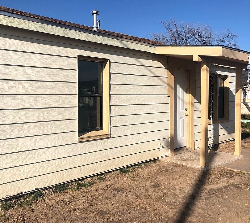 1st image of 813 NE 11th Ave