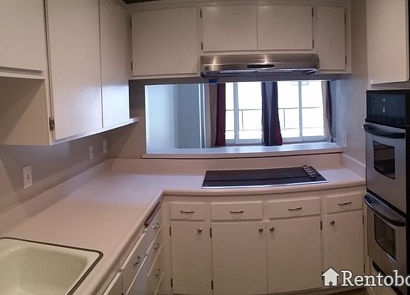 4th image of 50 Barranca Ave APT 12