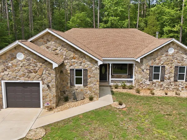 490 Shawnee Dr, Louisburg, NC 27549