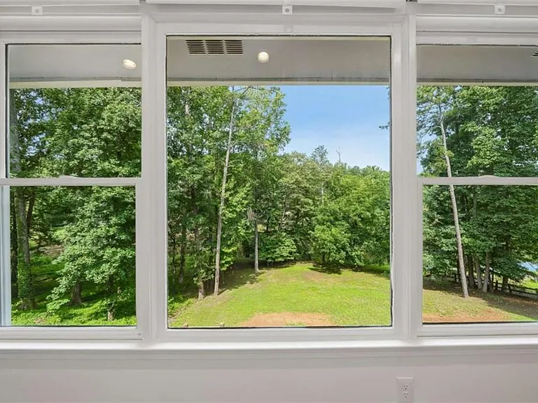 5132 Willow Point Pkwy — Photo 22