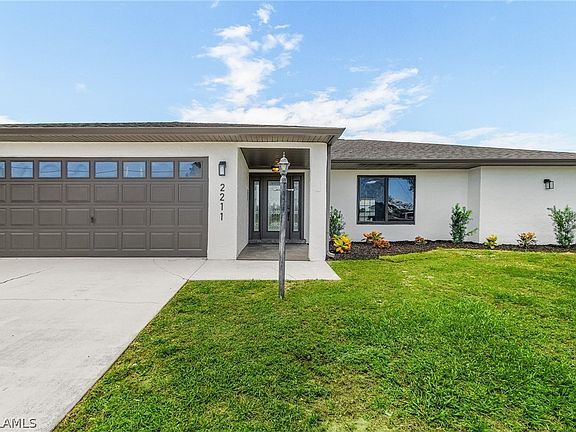 2nd image of 2211 NE 19th Pl