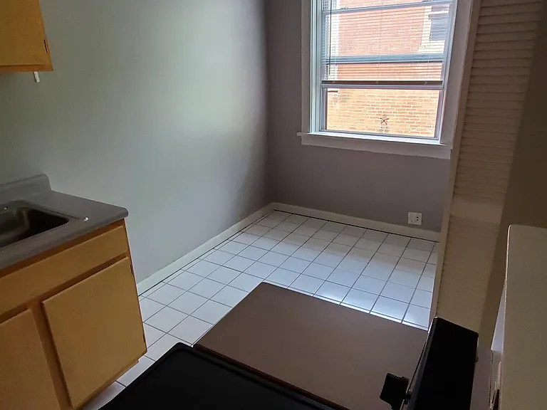 4433 Pershing Ave — Photo 7