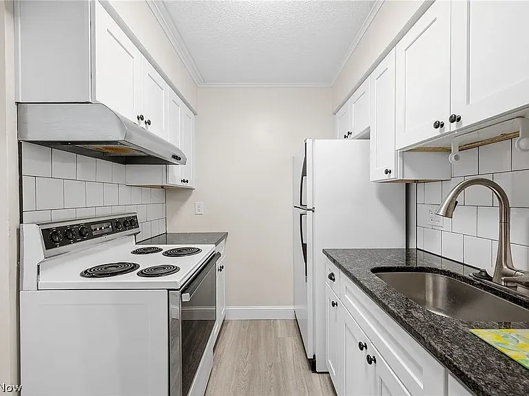9956 Johnnycake Ridge Rd #N7 — Photo 14