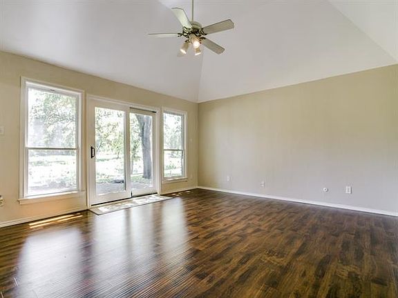 5th image of 2739 Fairway Park