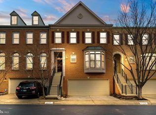 4170 Governor Yeardley Ln, Fairfax, VA 22030