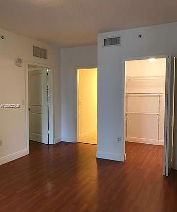 4th image of 170 SE 14th St APT 1408