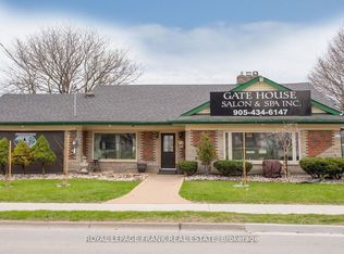 21 Beatrice St W #B, Oshawa, ON L1G 3M6