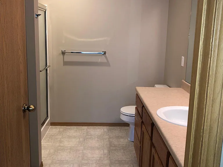 715 N Main Ave — Photo 10