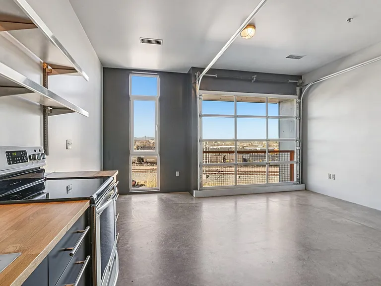 Freight Residences — Photo 41