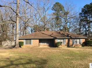 32 Lake Dr, Monroe, LA 71203