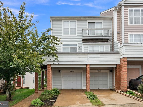 3rd image of 44246 Mossy Brook Sq