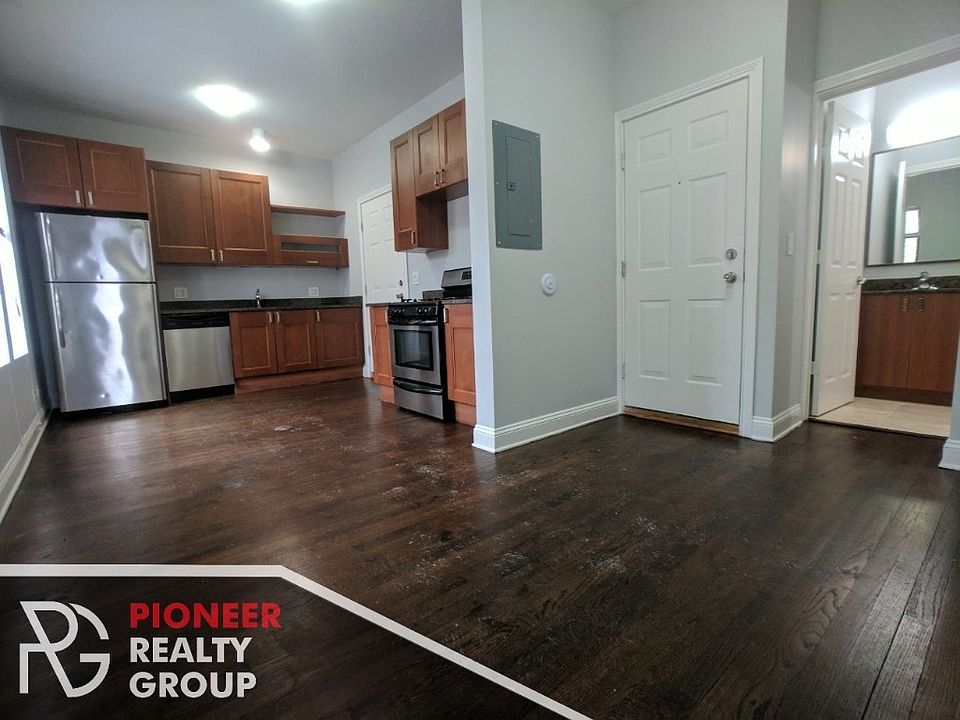 1st image of 7526 N Seeley Ave #7526B2