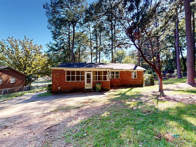 67 Holliday Dr — Photo 21