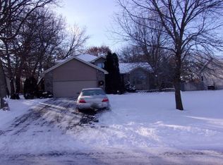 820 140th Ln NW, Andover, MN 55304