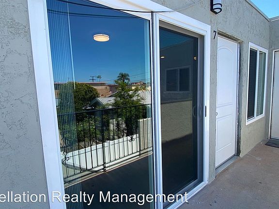 3rd image of 3622 43rd St APT 7