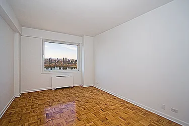 Rented by Adriana Arciello, LREB