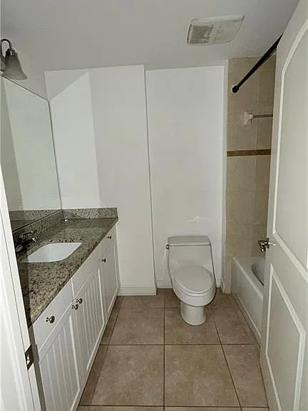 1100 Pine Ridge Rd #A207 — Photo 4