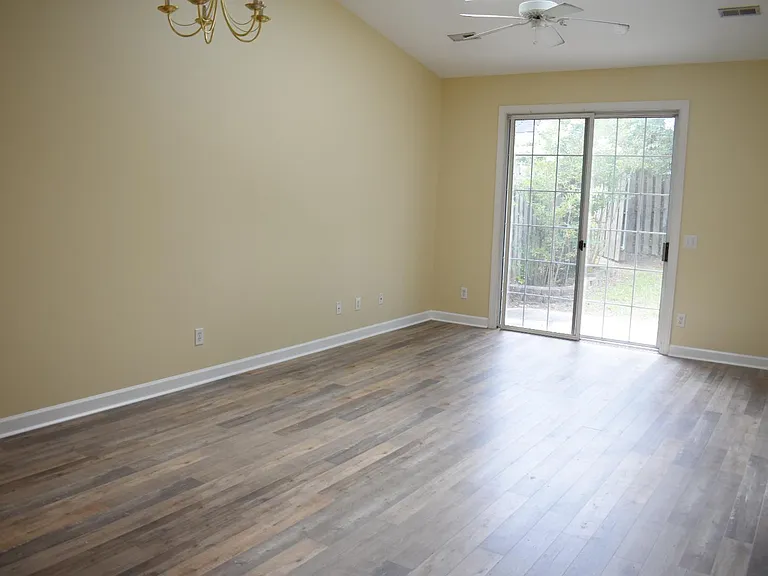 5006 Carleton Dr #66 — Photo 5