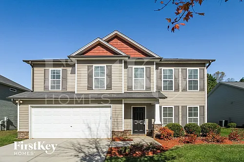 1647 Crestlawn Trl Photo 1