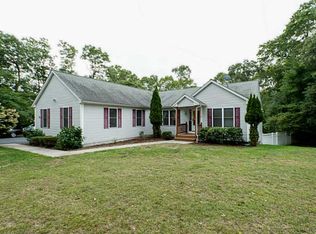 34 Klondike Rd, Charlestown, RI 02813