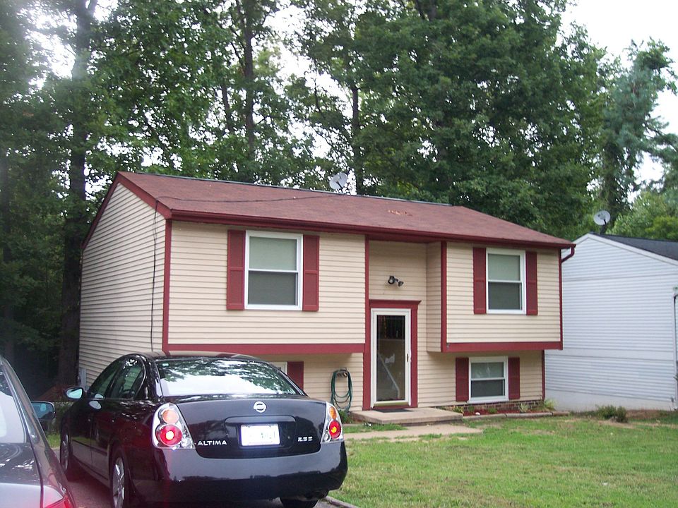 2nd image of 7006 Egan Pl