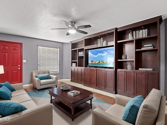 2nd image of 12517 Tierra Padre Ln
