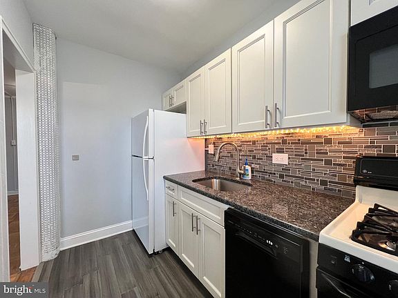 5th image of 80 W Baltimore Ave APT B607