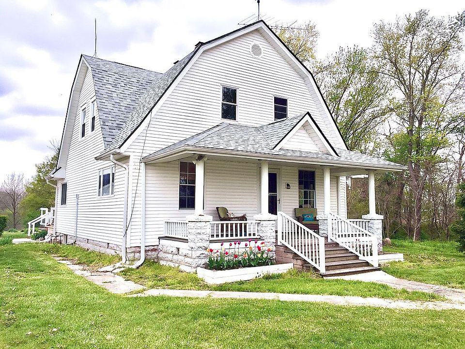 1900 Dutch Colonial home