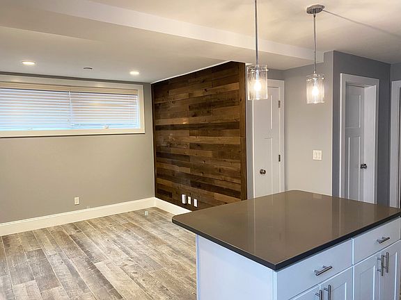 3rd image of 54 Hudson St #1