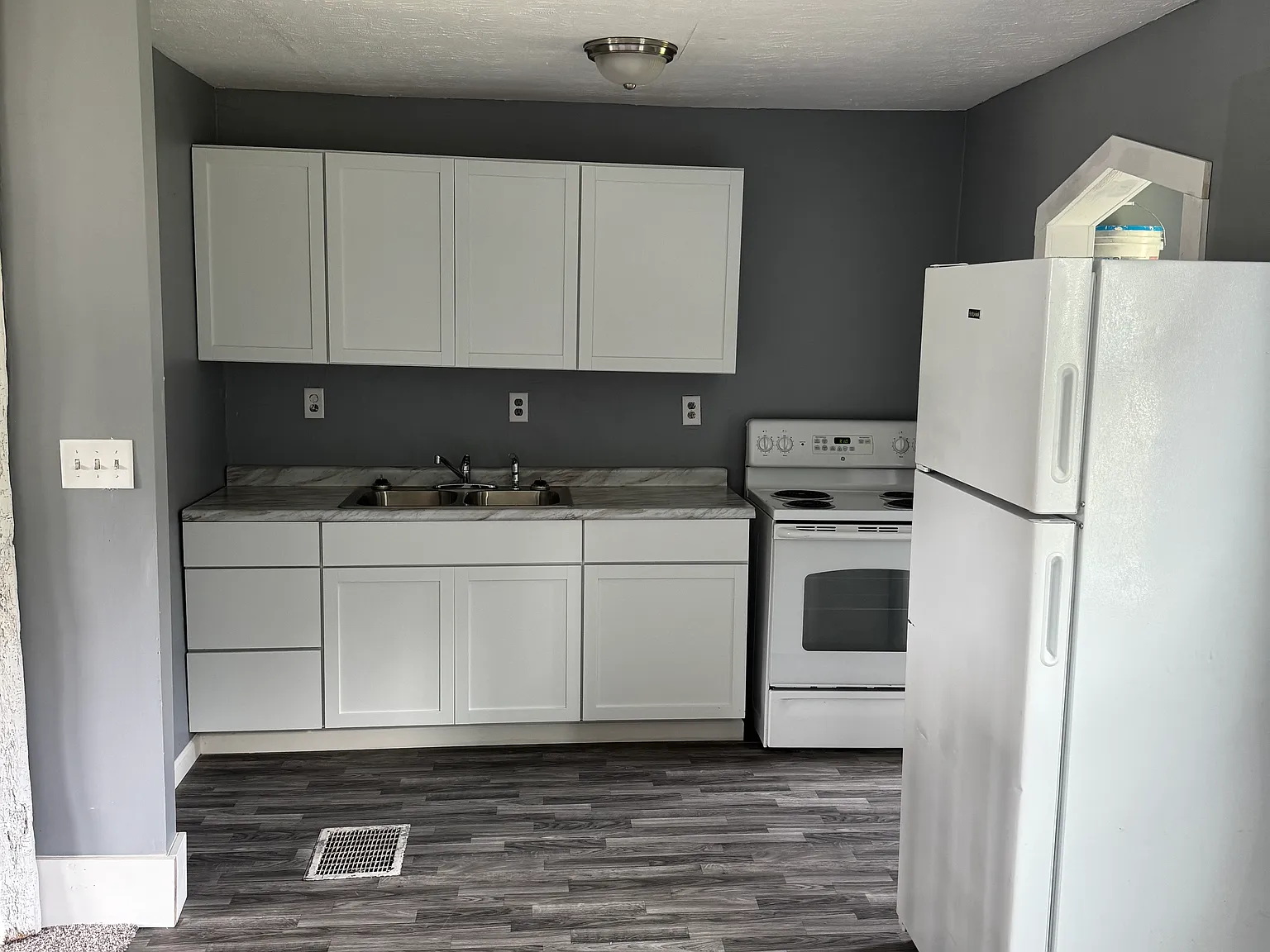 4 bed, 1555 sqft, $1,350 — Photo 2